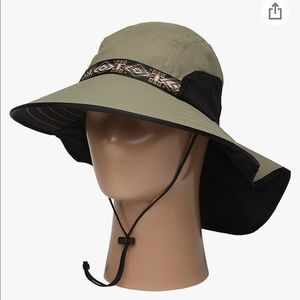 Sundry Adventure Hat - like new!